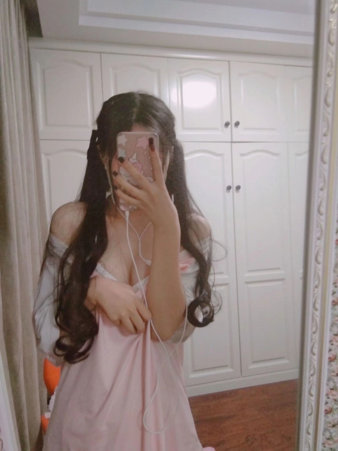 728f1fb010d02d42.jpg